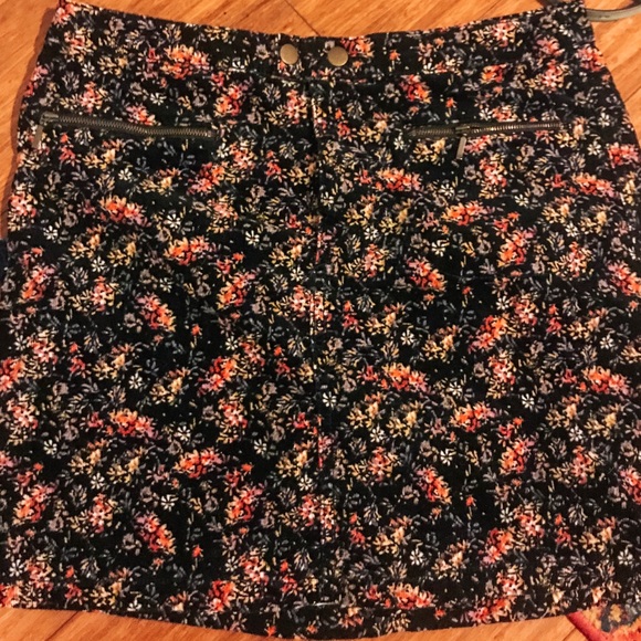 floral corduroy skirt - Picture 1 of 3
